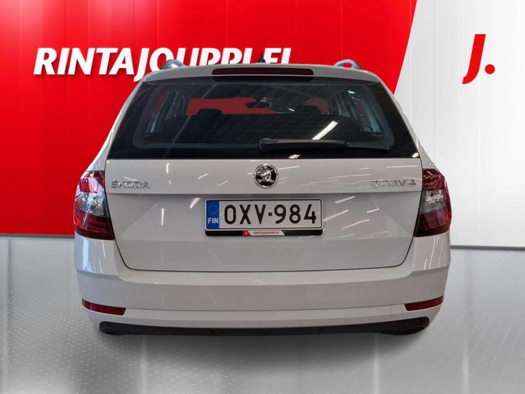 Skoda Octavia 2020 Valkoinen