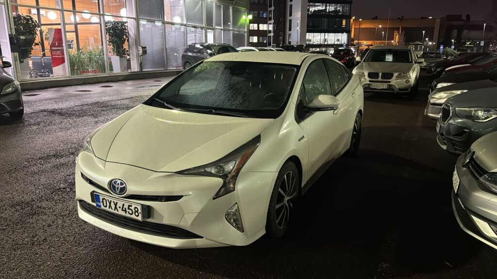 Toyota Prius 2017 Valkoinen