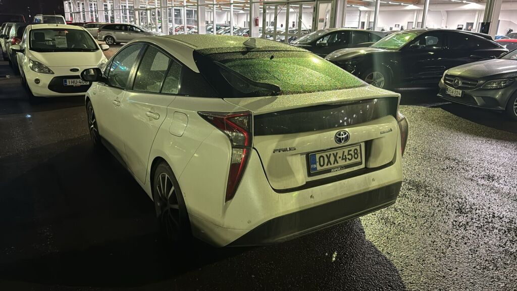 Toyota Prius 2017 Valkoinen