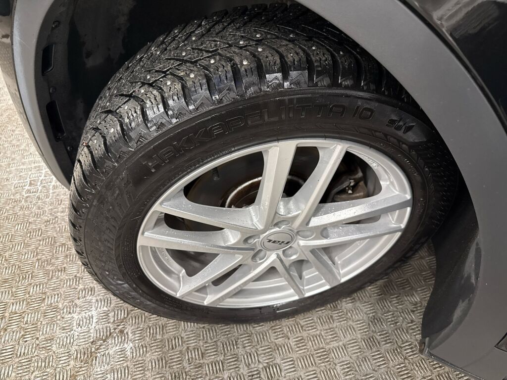 Volkswagen ID.4 2023 Musta