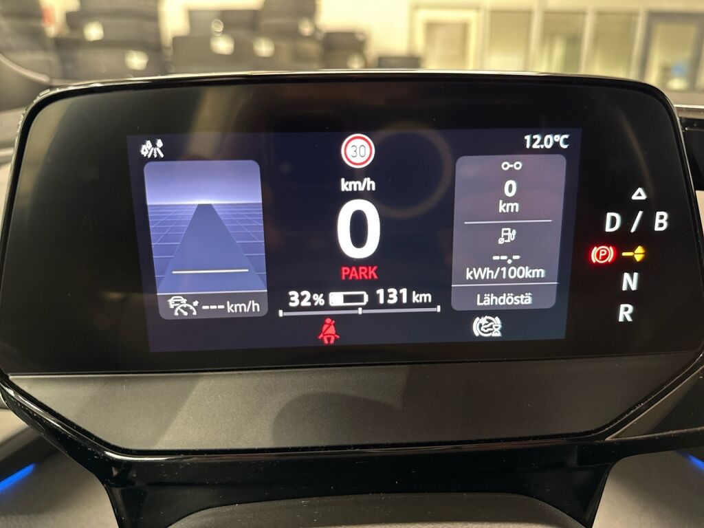 Volkswagen ID.4 2023 Musta