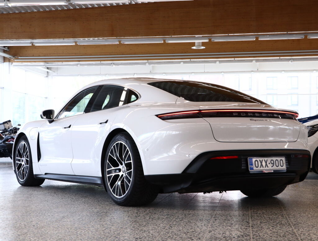 Porsche Taycan 2020 Valkoinen