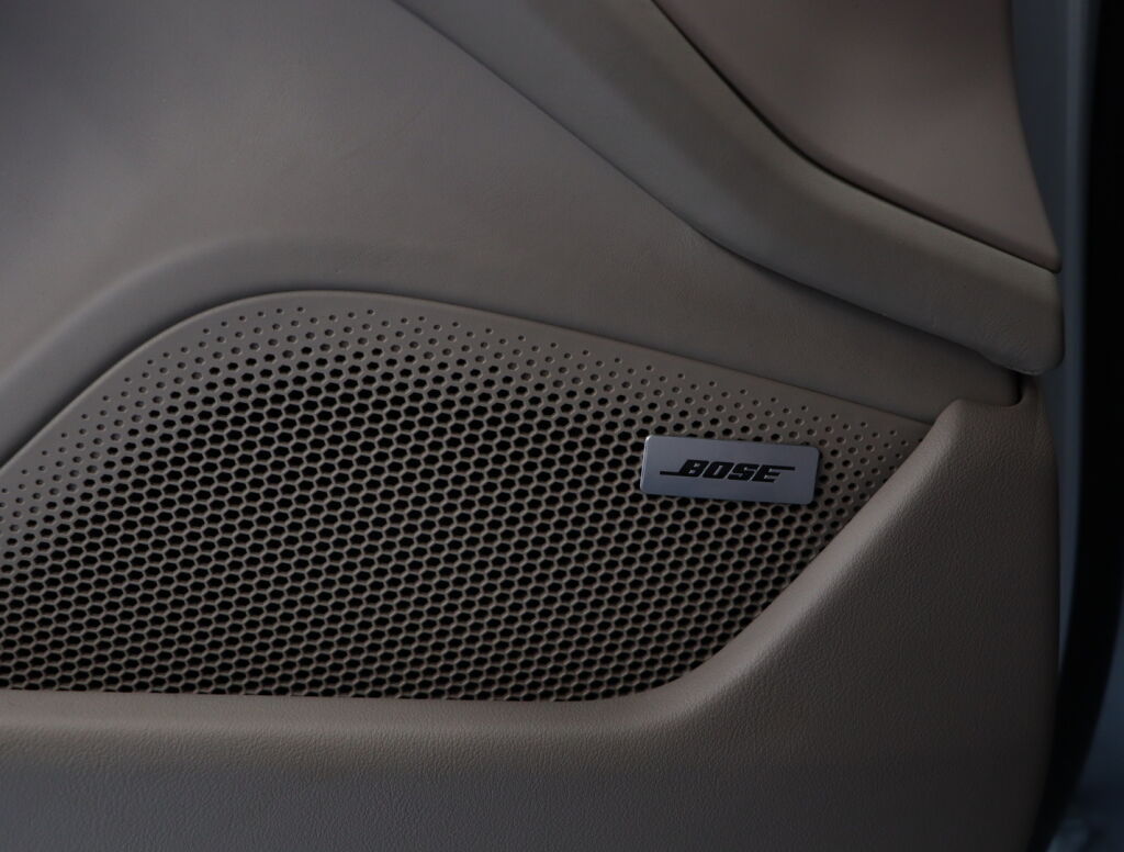 Porsche Taycan 2020 Valkoinen