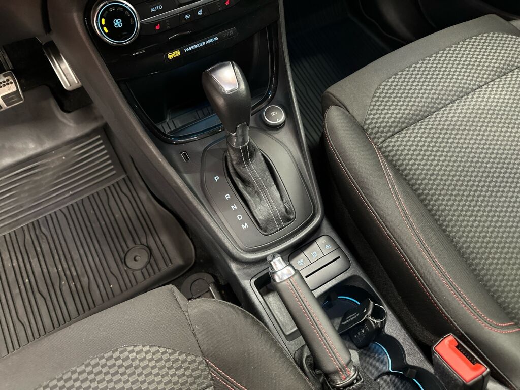 Ford Puma 2020 Punainen