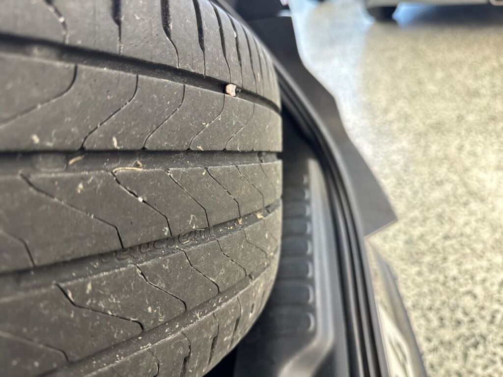 Ford Puma 2020 Metallinhohto Harmaa