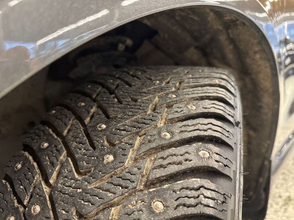 Ford Puma 2020 Metallinhohto Harmaa