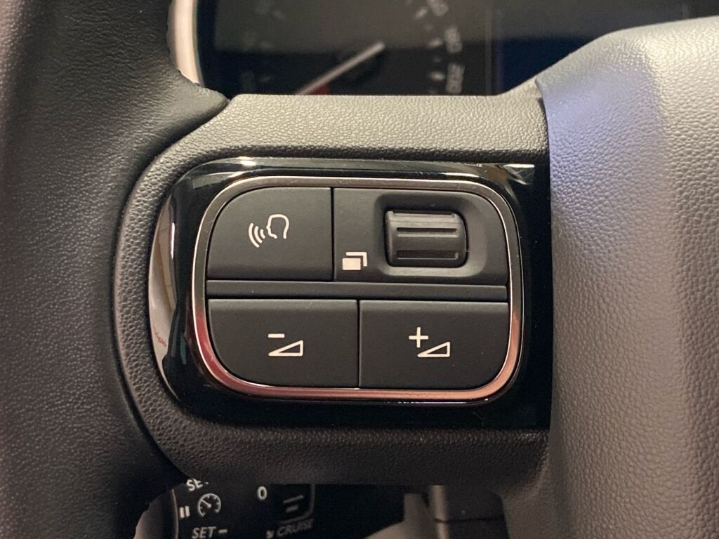 Citroen C3 Aircross 2020 Musta