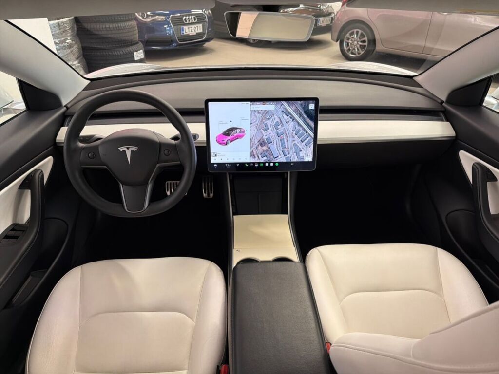 Tesla Model 3 2020 Valkoinen