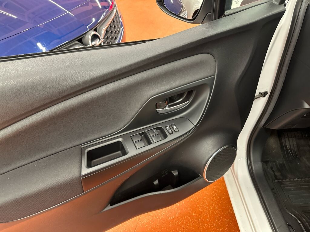 Toyota Yaris 2020 Valkoinen