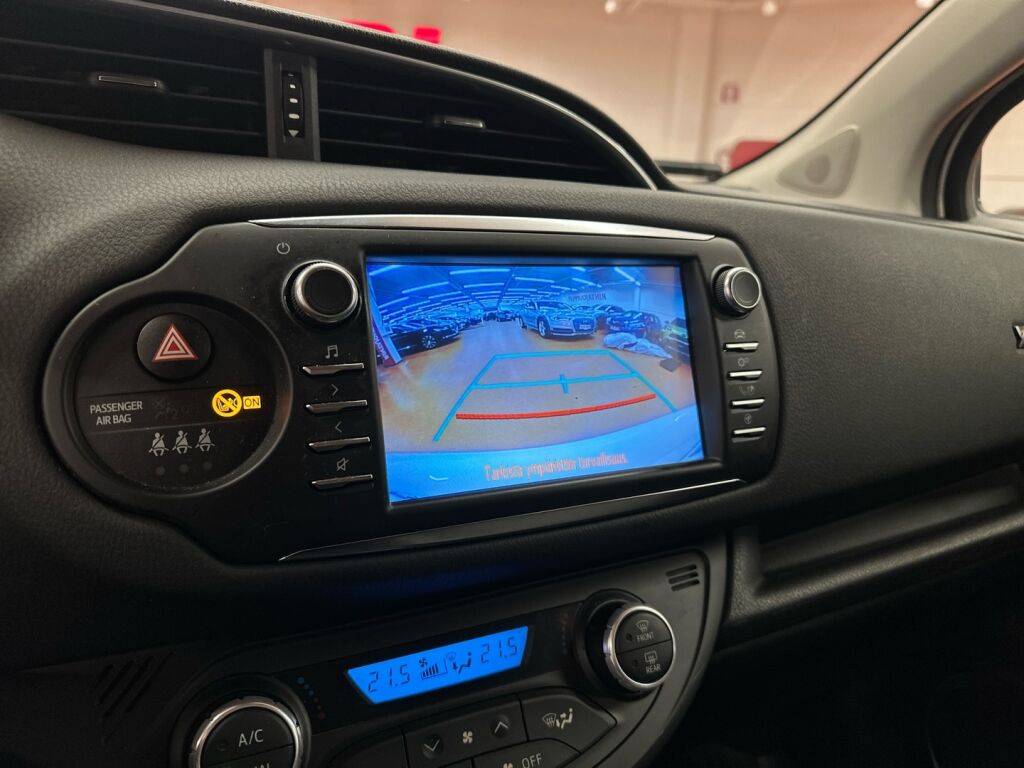 Toyota Yaris 2020 Valkoinen