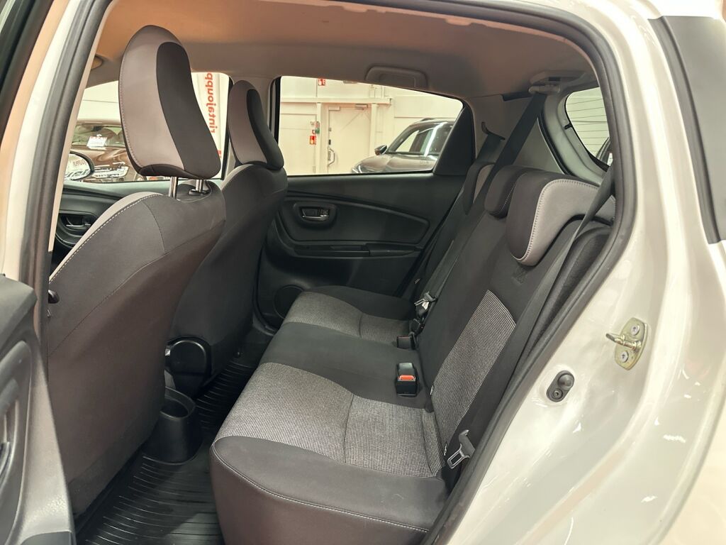 Toyota Yaris 2020 Valkoinen