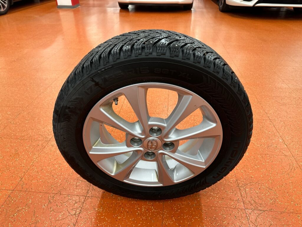 Toyota Yaris 2020 Valkoinen