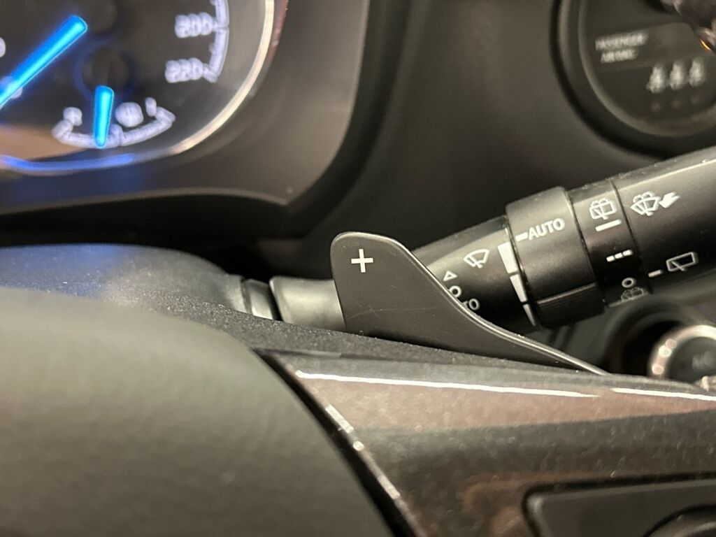 Toyota Yaris 2020 Valkoinen