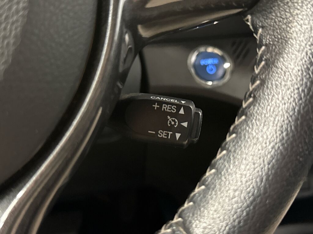 Toyota Yaris 2020 Punainen