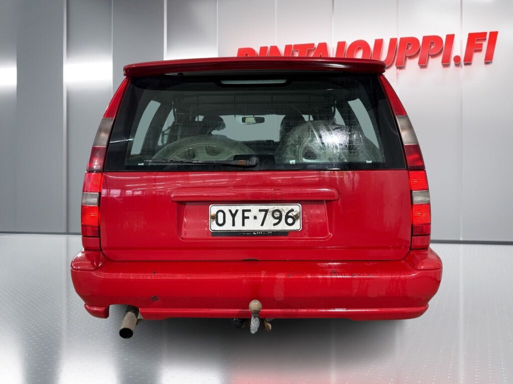 Volvo V70 2000 Punainen