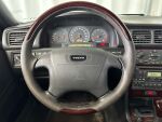 Volvo V70 2000 Punainen