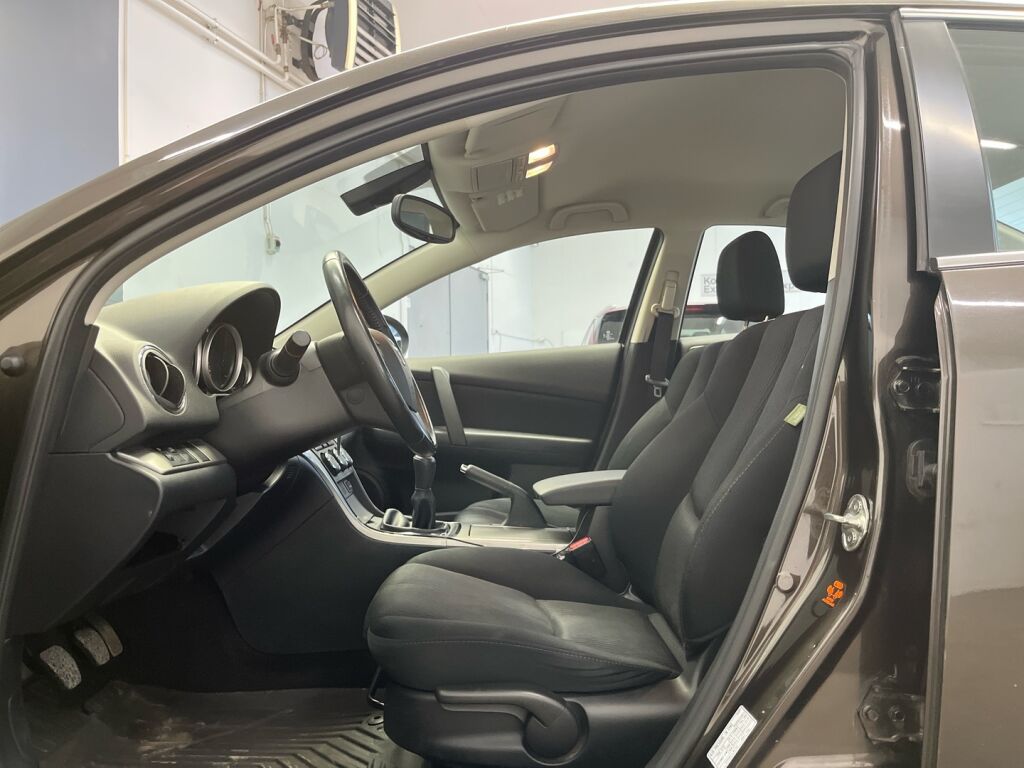 Mazda Mazda6 2012 Harmaa