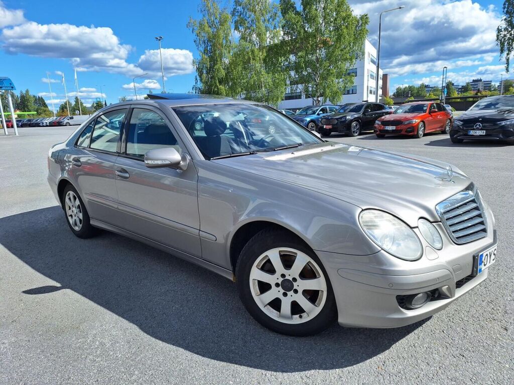 Mercedes-Benz E 2007 Harmaa