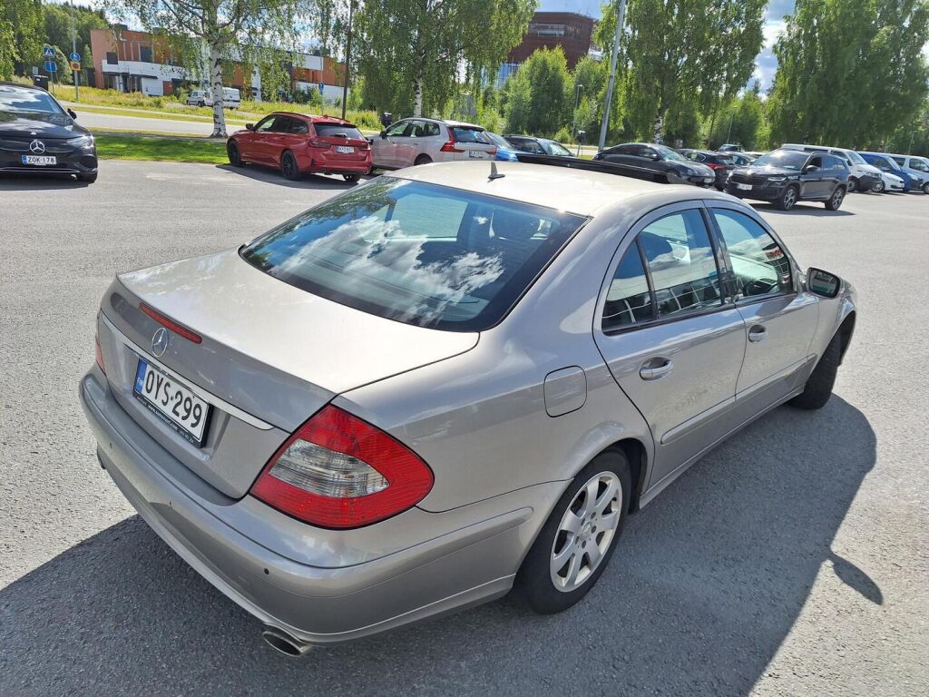 Mercedes-Benz E 2007 Harmaa