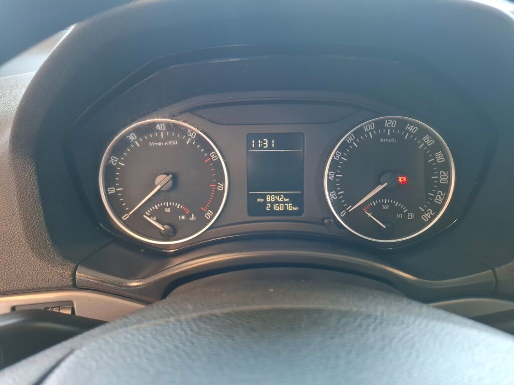 Skoda Octavia 2011 Punainen