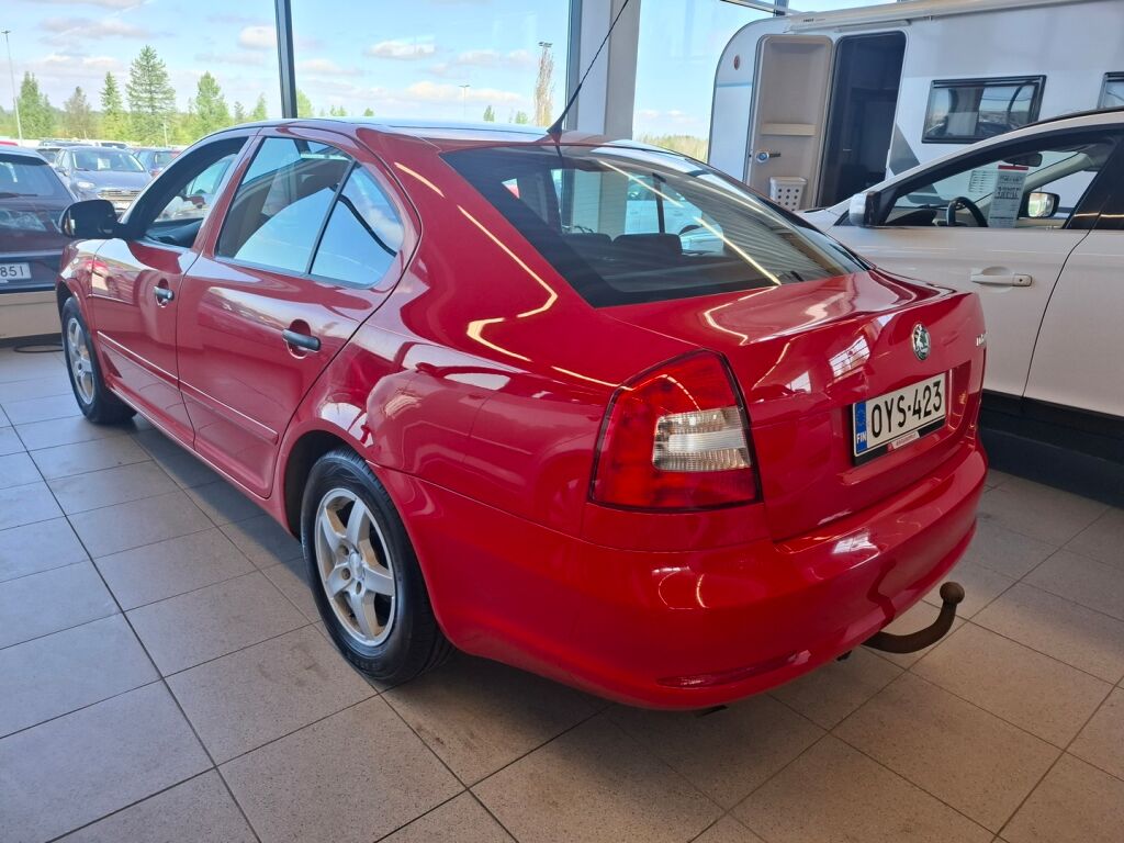 Skoda Octavia 2011 Punainen