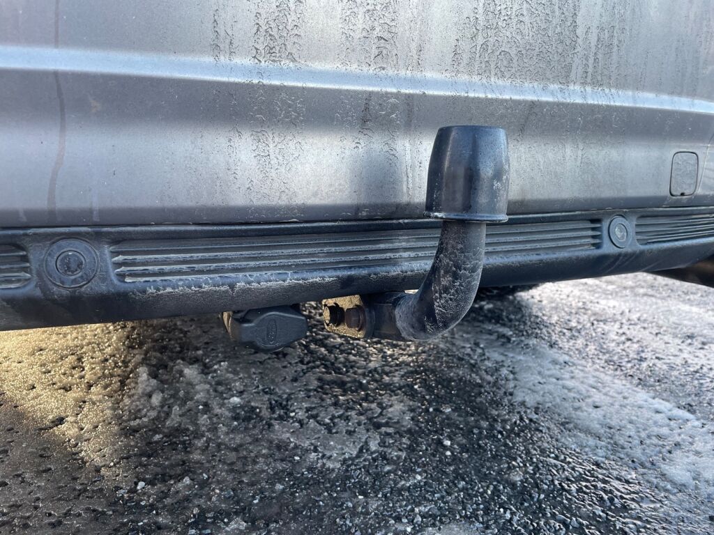 Ford Mondeo 2011 Ruskea (beige)