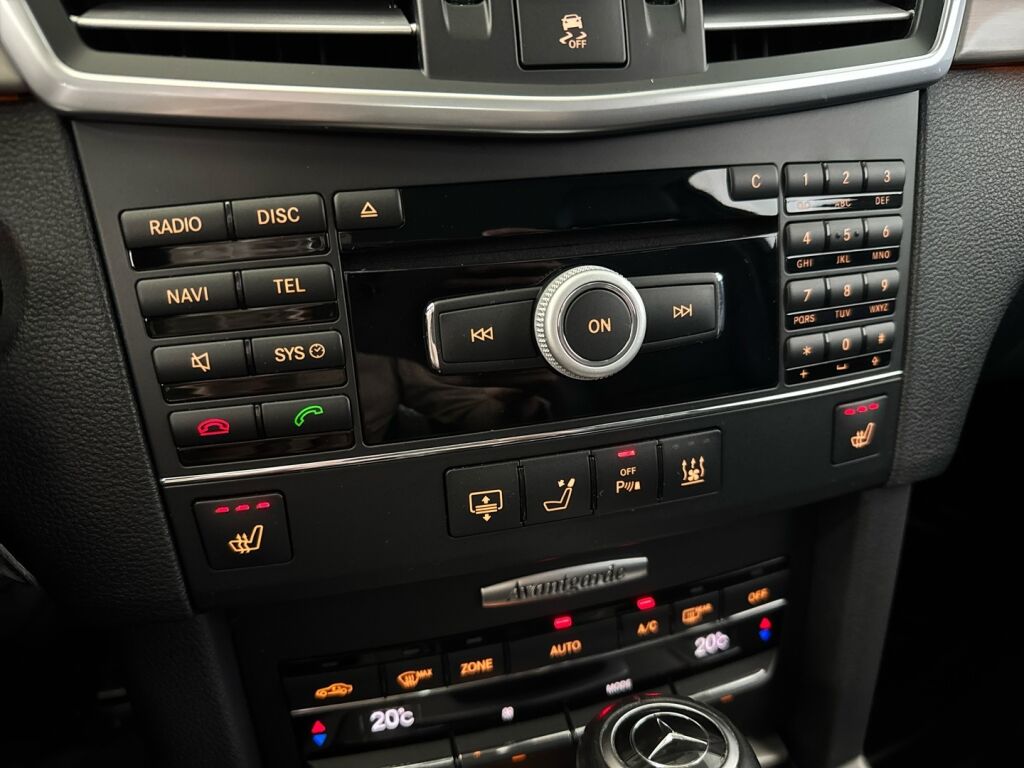 Mercedes-Benz E 2010 Harmaa