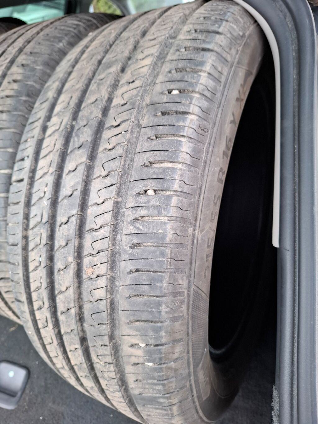 Volvo V60 2011 Musta