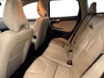 Volvo XC60 2011 Musta
