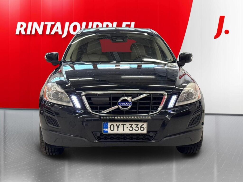 Volvo XC60 2011 Musta