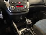 Kia Ceed 2011 Punainen