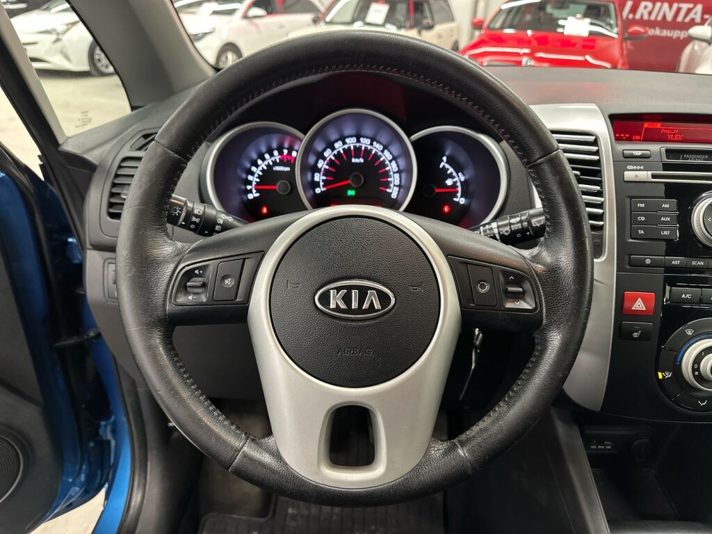 Kia Venga 2011 Sininen