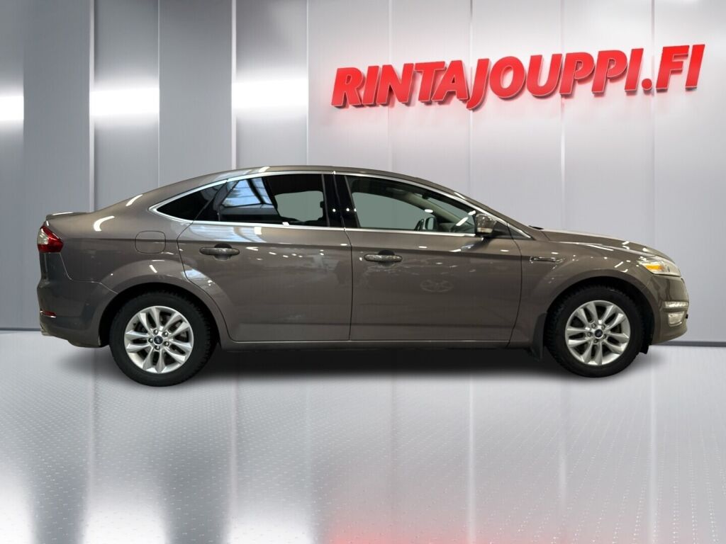 Ford Mondeo 2011 Ruskea (beige)