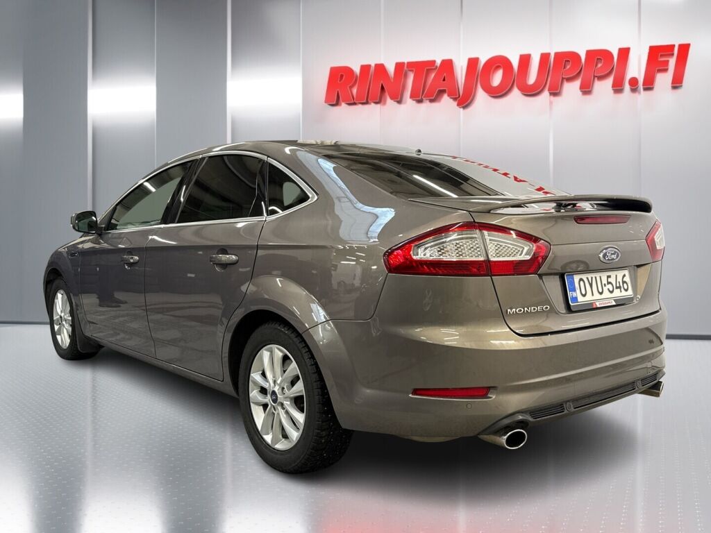 Ford Mondeo 2011 Ruskea (beige)