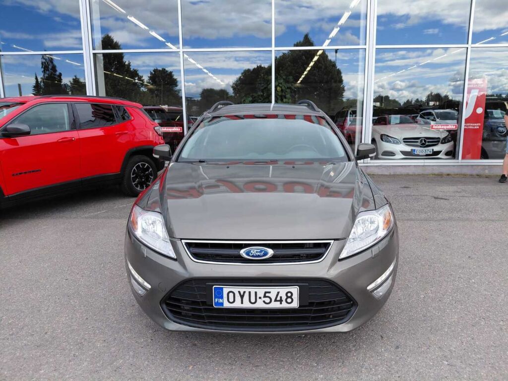 Ford Mondeo 2011 Vihreä