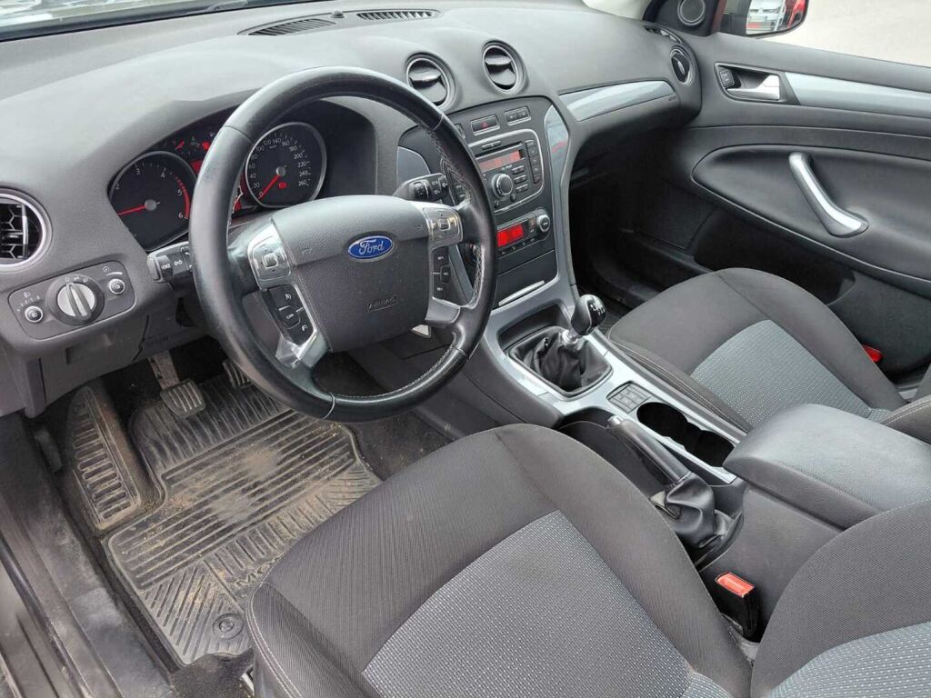 Ford Mondeo 2011 Vihreä