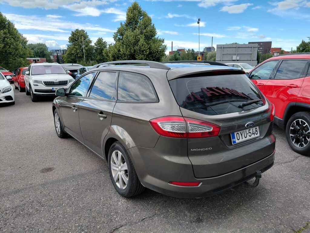 Ford Mondeo 2011 Vihreä