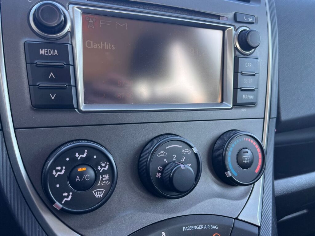 Toyota Verso-S 2011 Sininen