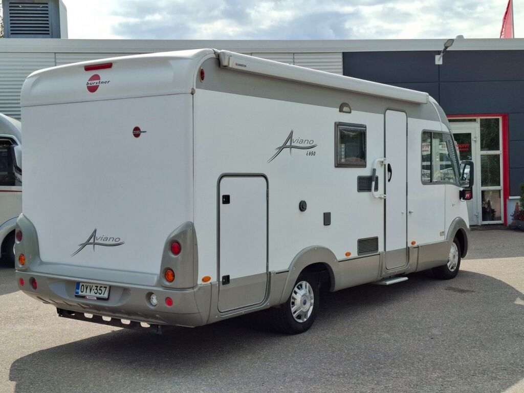Bürstner Aviano I 650 2009 Valkoinen
