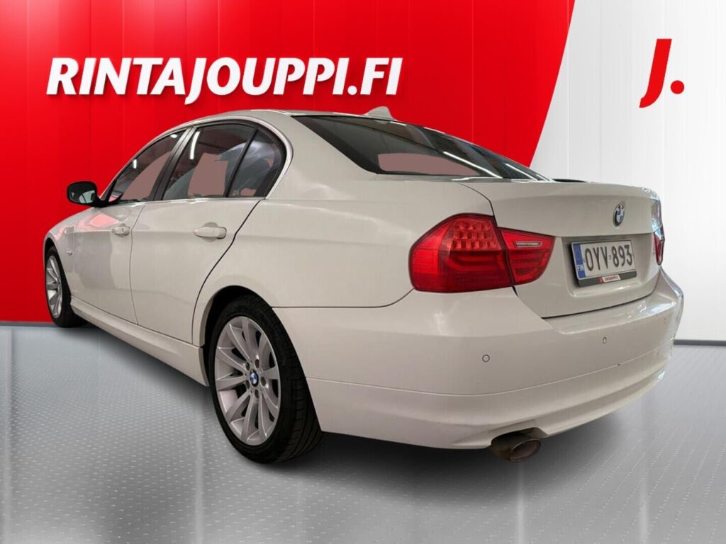 BMW 318 2011 Valkoinen