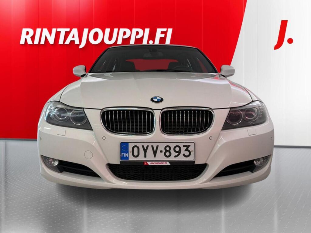 BMW 318 2011 Valkoinen