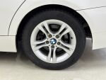 BMW 318 2011 Valkoinen