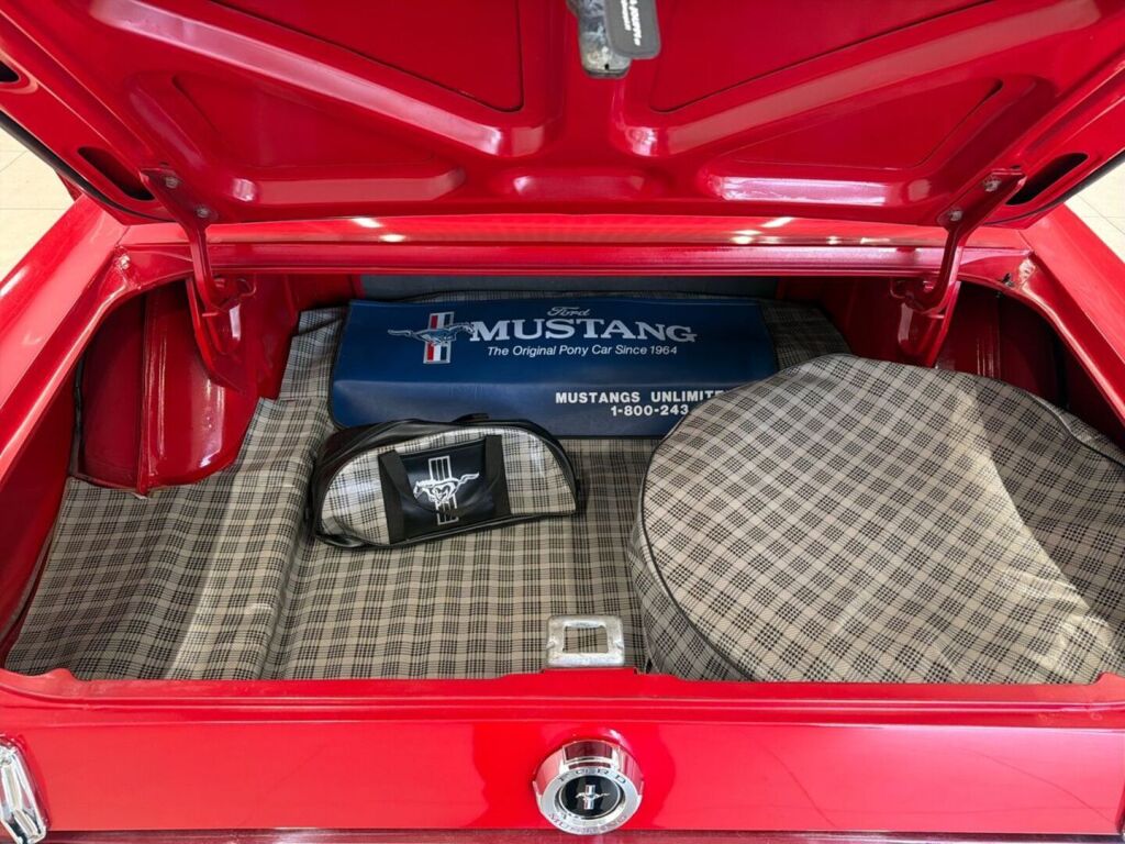 Ford Mustang 1964 Punainen