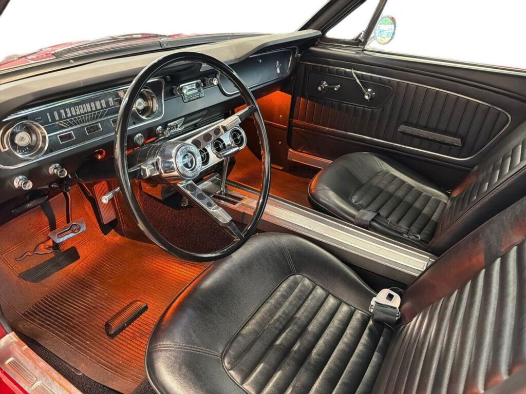 Ford Mustang 1964 Punainen