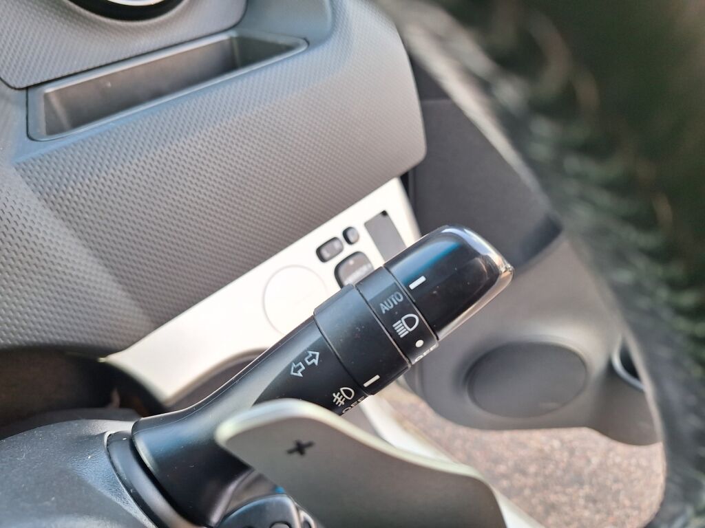 Toyota Corolla 2008 Valkoinen