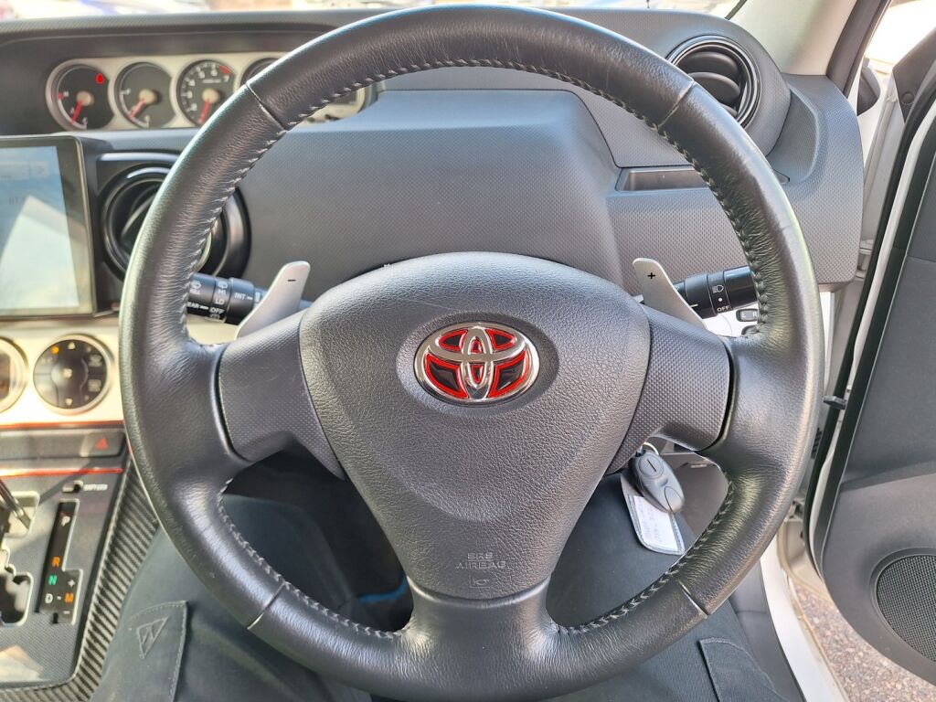 Toyota Corolla 2008 Valkoinen