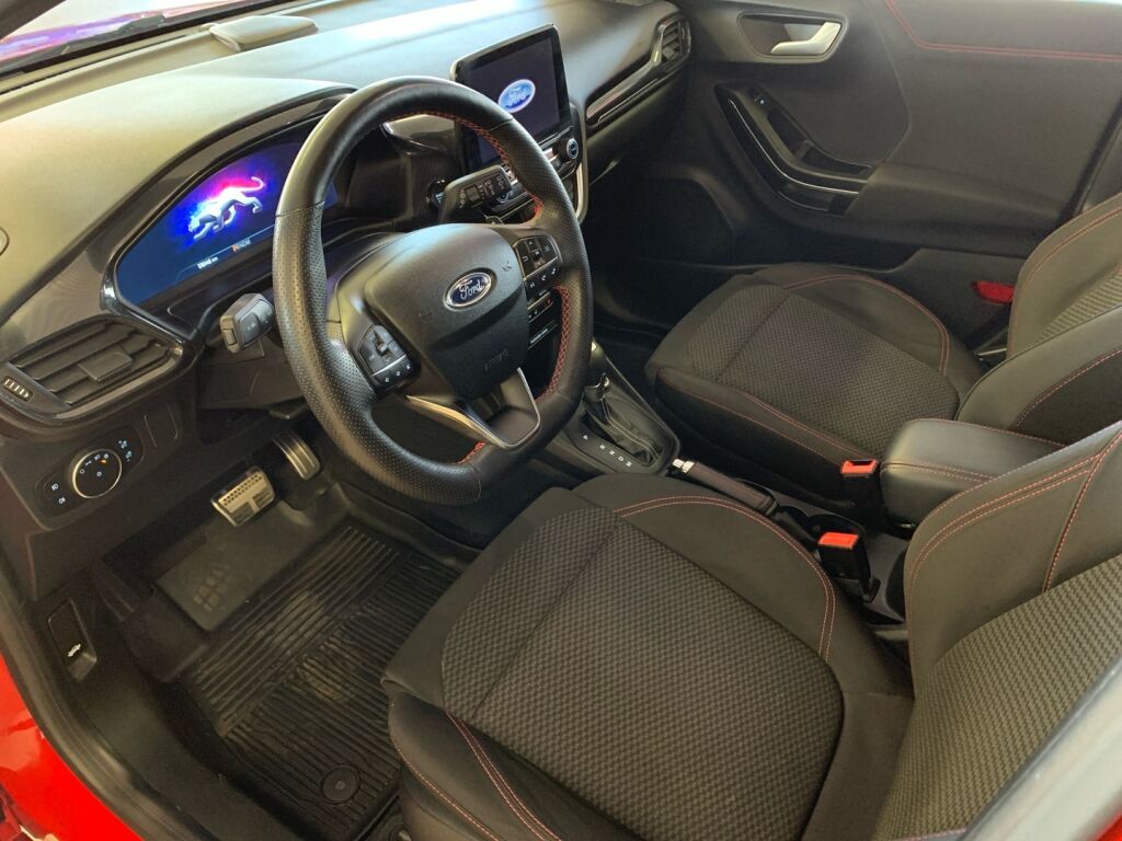 Ford Puma 2020 Punainen