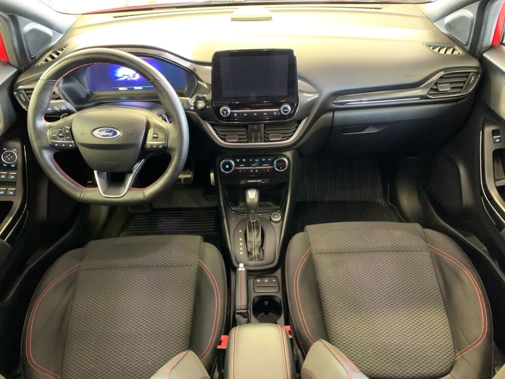 Ford Puma 2020 Punainen
