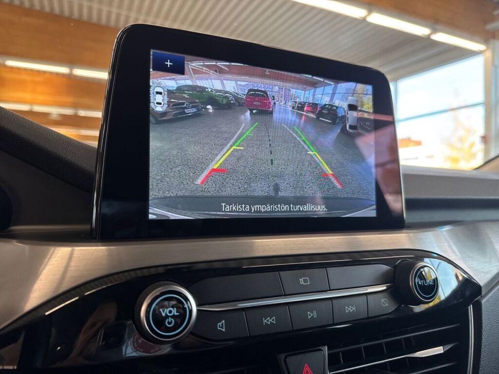 Ford Kuga 2021 Metallinhohto Harmaa