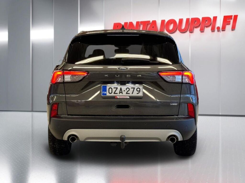 Ford Kuga 2021 Metallinhohto Harmaa